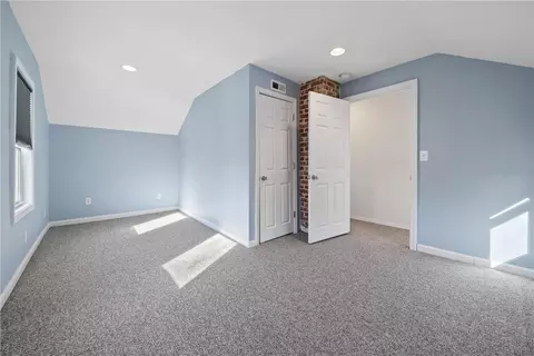 Bedroom - 112 Ottawa Ave, Warwick, RI 02889 photo 2 of 4