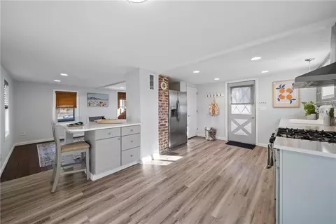 Other - 112 Ottawa Ave, Warwick, RI 02889 photo 2 of 6