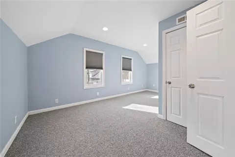 Bedroom - 112 Ottawa Ave, Warwick, RI 02889 photo 1 of 4