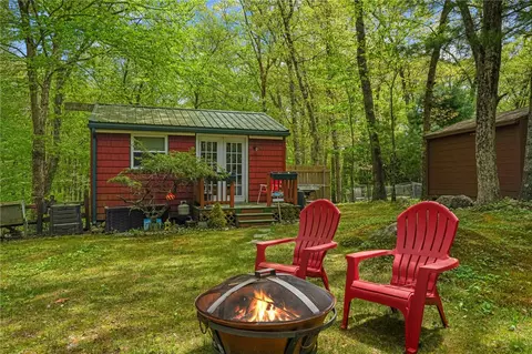 239 Richardson Rd, Coventry, RI 02816 photo 3