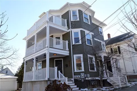 169 Ivy St #1, Providence, RI 02906