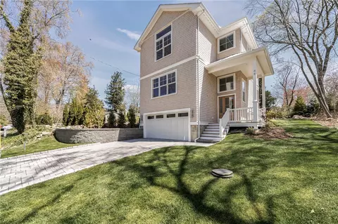 48 Gounod Rd, Westerly, RI 02891
