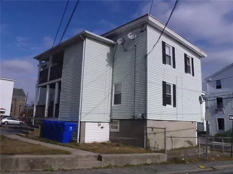1 Carson St, Pawtucket, RI 02860