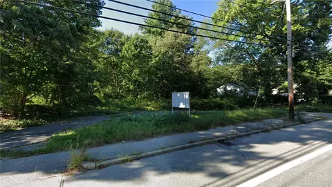 1003 Victory Hwy, North Smithfield, RI 02896