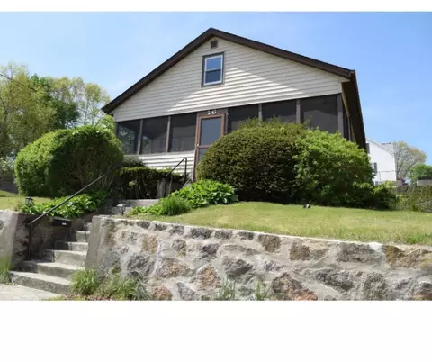 16 Arthur St, West Warwick, RI 02893