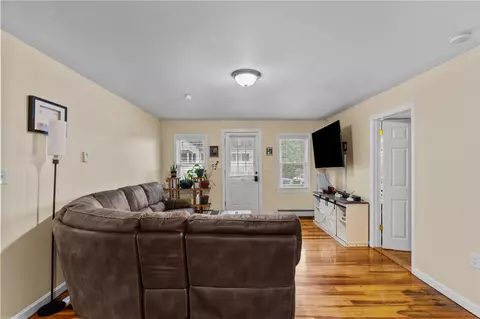 30 Hebert St, Coventry, RI 02816 photo 8