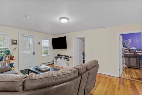 30 Hebert St, Coventry, RI 02816 photo 9