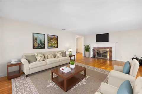 Living - 247 Love Ln, Warwick, RI 02886 photo 1 of 3