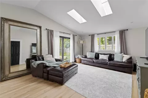 Living - 49 Naples Ave, Warwick, RI 02886 photo 3 of 3