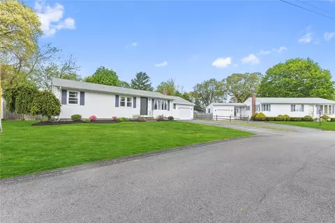 49 Naples Ave, Warwick, RI 02886