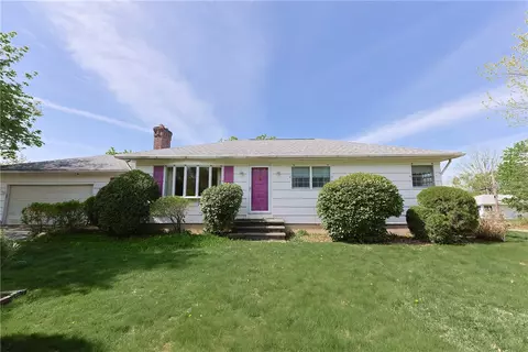 22 Dwight St, Cumberland, RI 02864