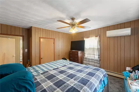 880 Logee St, Woonsocket, RI 02895 photo 18