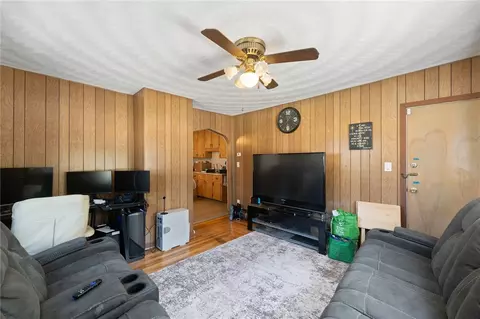 880 Logee St, Woonsocket, RI 02895 photo 10