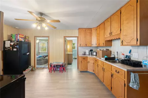 880 Logee St, Woonsocket, RI 02895 photo 15