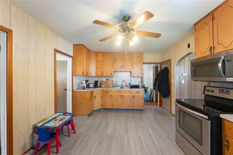 880 Logee St, Woonsocket, RI 02895 photo 13