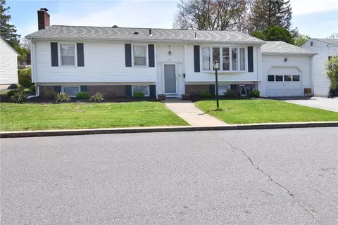 76 Oregon Ave, North Providence, RI 02911