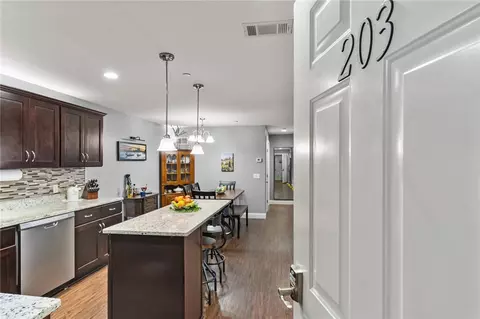 40 Saw Mill Dr #203, North Kingstown, RI 02852