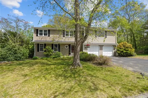 160 Sage Dr, Warwick, RI 02886 photo 3