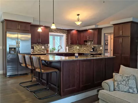 357 Ledge Rd, Seekonk, MA 02771 photo 2