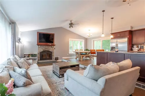 357 Ledge Rd, Seekonk, MA 02771 photo 13