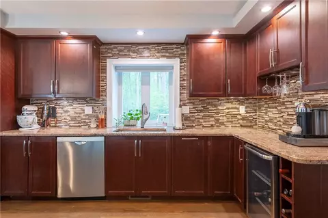 357 Ledge Rd, Seekonk, MA 02771 photo 6