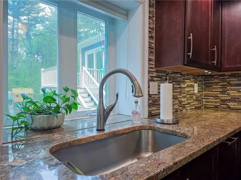 357 Ledge Rd, Seekonk, MA 02771 photo 9