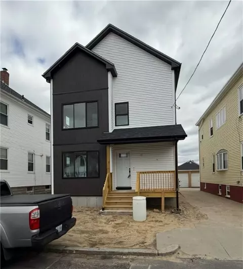 173 Salina St, Providence, RI 02908
