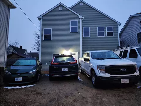 31 Madison St, Providence, RI 02907