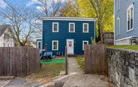73 Boyden St, Woonsocket, RI 02895 photo 2