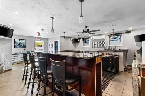659 Killingly St, Johnston, RI 02919 photo 10