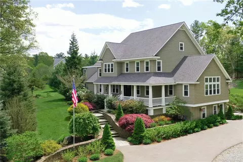 185 Read St, Seekonk, MA 02771