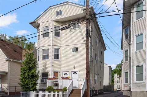 26 Frederick St, Providence, RI 02908