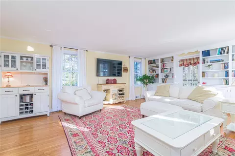 251 Crestwood Rd, Warwick, RI 02886 photo 20