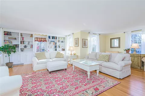 251 Crestwood Rd, Warwick, RI 02886 photo 19
