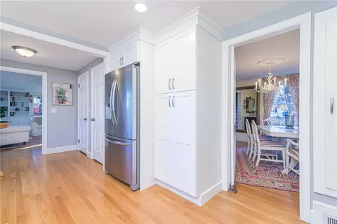 251 Crestwood Rd, Warwick, RI 02886 photo 11