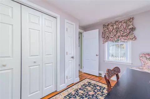 251 Crestwood Rd, Warwick, RI 02886 photo 7