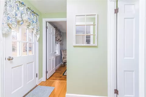 251 Crestwood Rd, Warwick, RI 02886 photo 8
