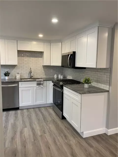 Kitchen - 170 Bartlett Dr, Warwick, RI 02886 photo 1 of 1