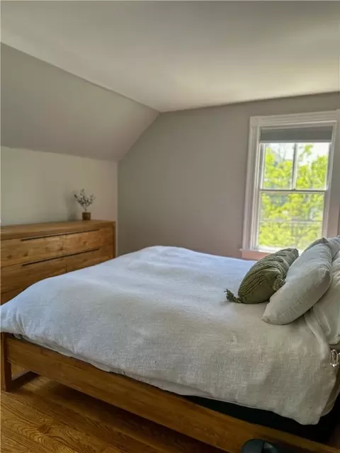Bedroom - 79 Bayside Ave, Warwick, RI 02888 photo 1 of 4