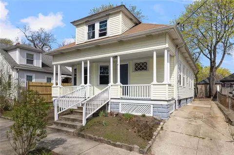 131 Carr St, Providence, RI 02905