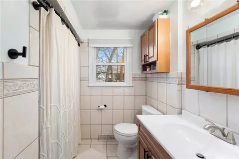 236 Read Ave, Coventry, RI 02816 photo 19
