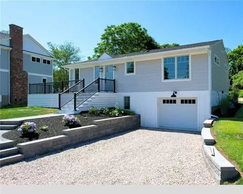9 Stedman Rd, South Kingstown, RI 02879