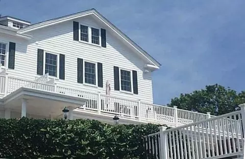 38 Bay St #W402, Westerly, RI 02891