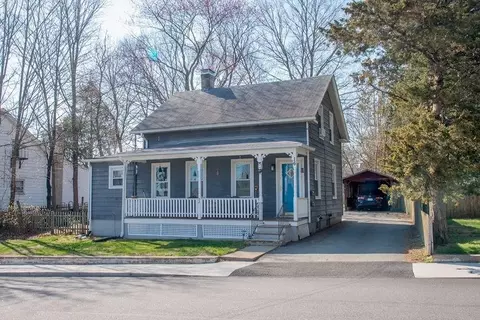 16 Gough Ave, West Warwick, RI 02893