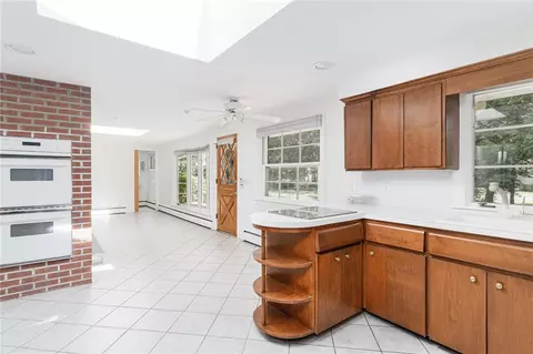 132 Timberline Rd, Warwick, RI 02886 photo 5