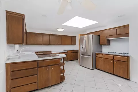 132 Timberline Rd, Warwick, RI 02886 photo 2