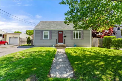328 Maple St, Warwick, RI 02888
