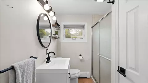 Bath - 48 Flagg Ave, Warwick, RI 02886 photo 1 of 1