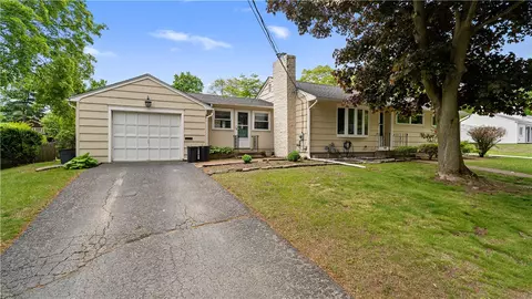 Exterior - 48 Flagg Ave, Warwick, RI 02886 photo 3 of 7