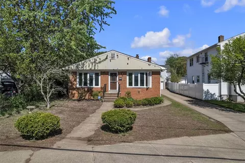 225 Langdon St, Providence, RI 02904